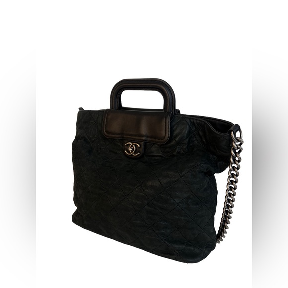 CHANEL Iridescent Calfskin Quilted In The Mix Shopping Tote Black - Picture 4 of 9